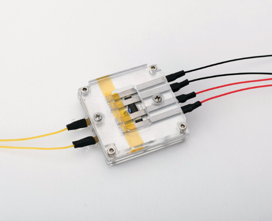 4-Point Wired Superconductor